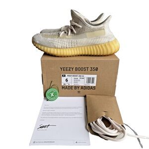 Authentic Adidas Yeezy Boost 350 V2 Size 6 Butter Kanye